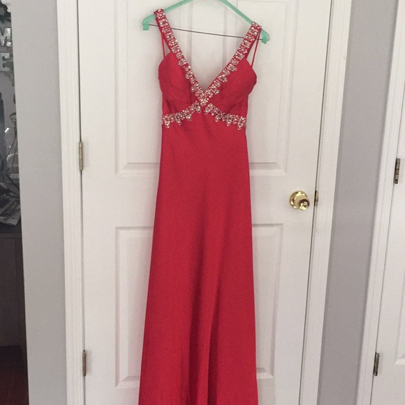 Mori Lee gorgeous red gown. Worn once! - Picture 1 of 8